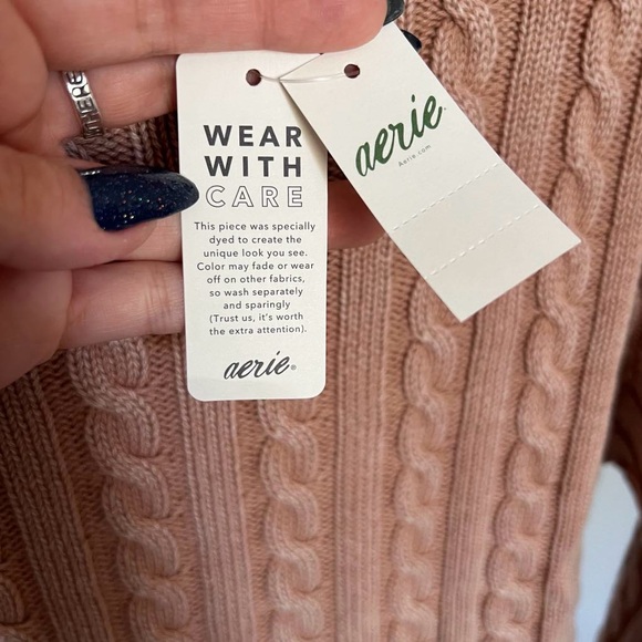 NWT Aerie Mini 100% Cotton Cable Knit Cropped Sweater Beach Dune Women’s Small - Picture 11 of 14
